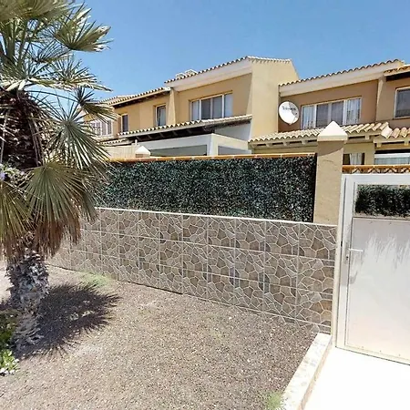 Βίλα Anju Villas, At 100 Meters Far Of The