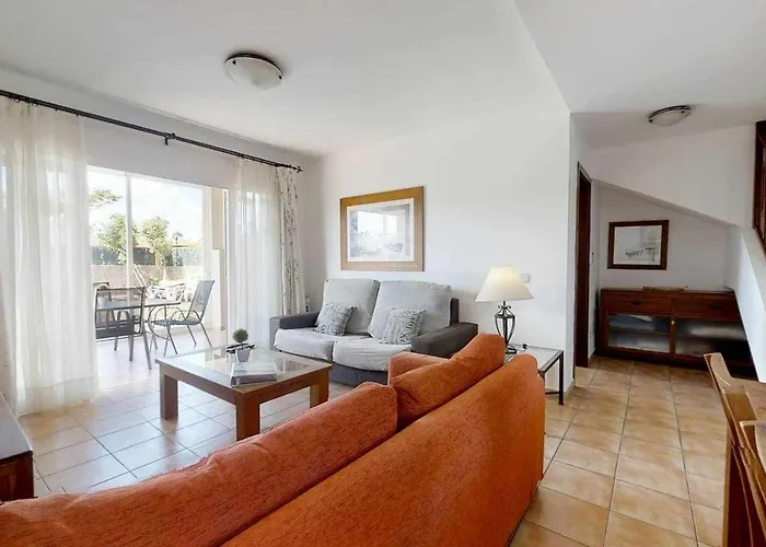 Βίλα Anju Villas, At 100 Meters Far Of The *