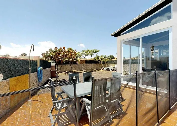 Βίλα Anju Villas, At 100 Meters Far Of The *