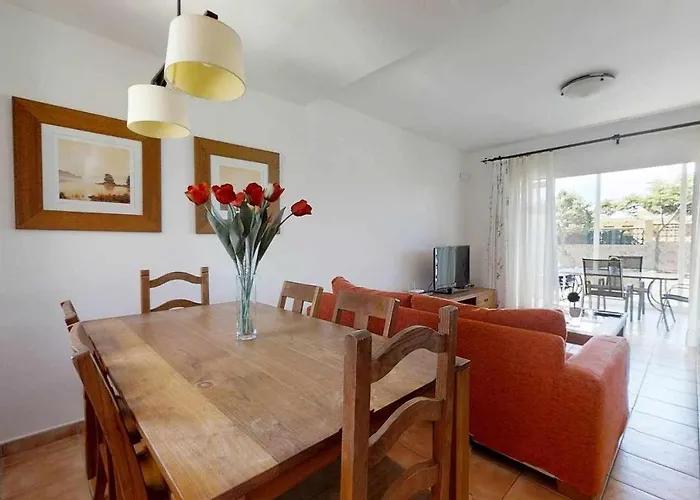 Βίλα Anju Villas, At 100 Meters Far Of The