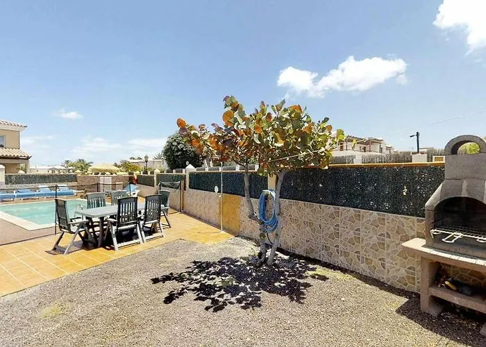 Anju Villas, At 100 Meters Far Of The Βίλα